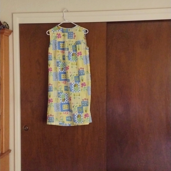 Summer house dress! - Picture 3 of 4